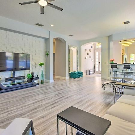 Sun-Soaked Sarasota Oasis With Pool And Hot Tub! 빌라 외부 사진
