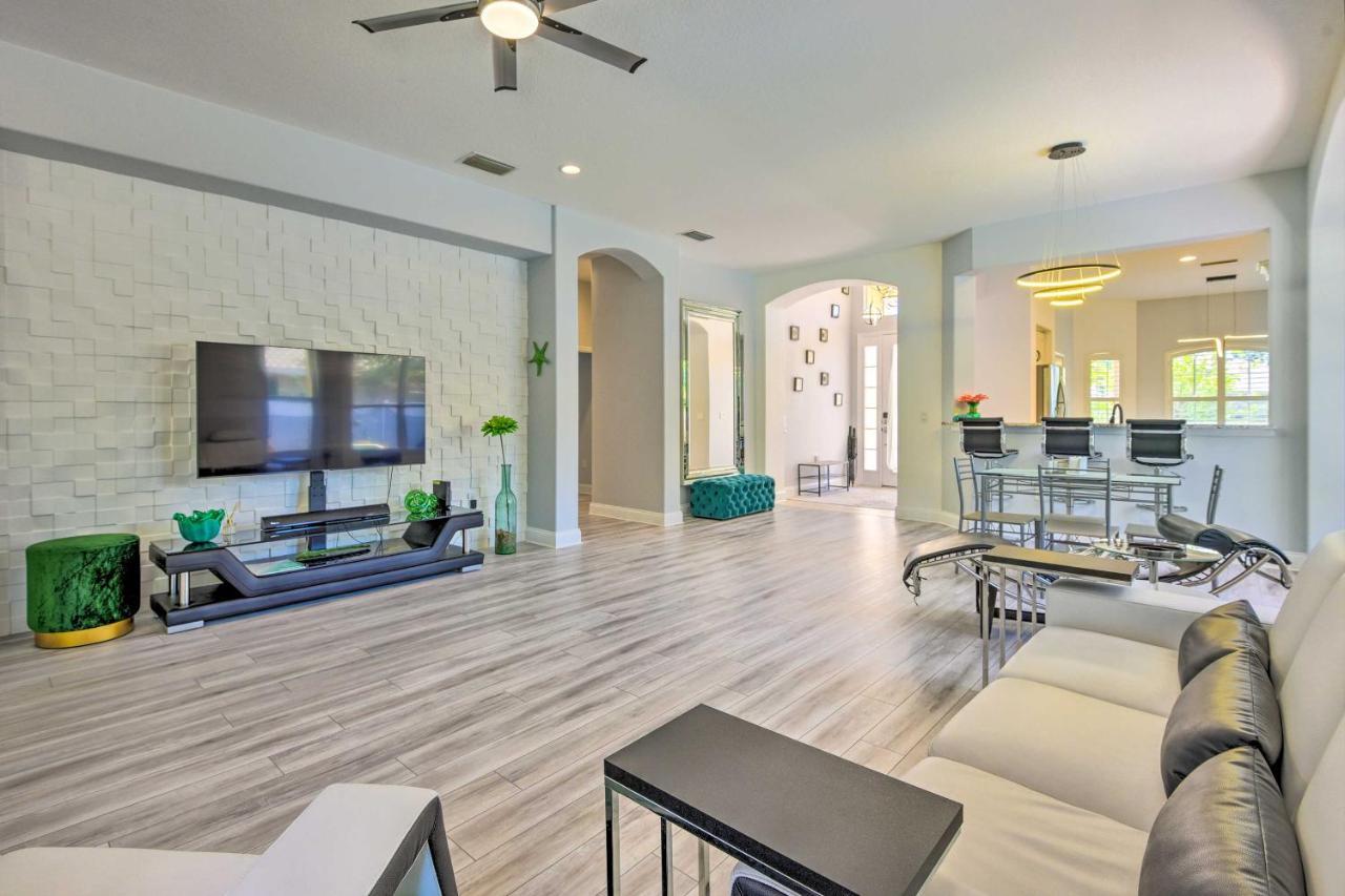Sun-Soaked Sarasota Oasis With Pool And Hot Tub! 빌라 외부 사진