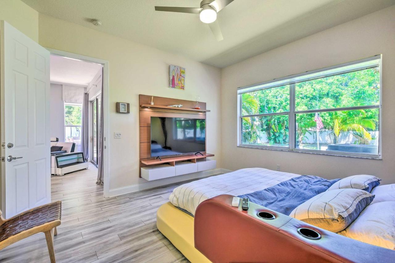 Sun-Soaked Sarasota Oasis With Pool And Hot Tub! 빌라 외부 사진